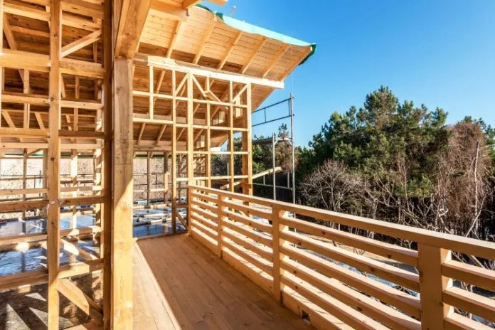 防腐亭子材质选购指南：3 类主流材料